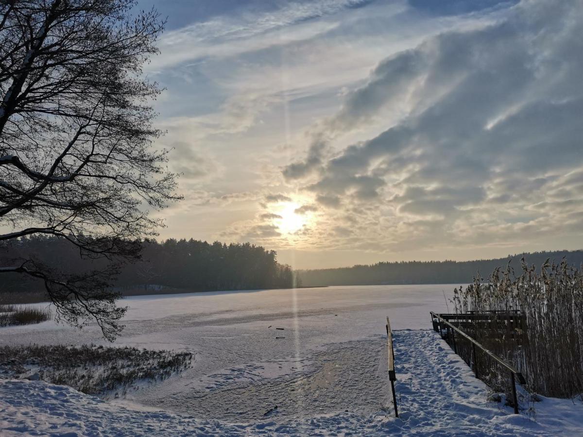 Trasa S7 W 2H Z Warszawy I Gdanska, Dom Nad Jeziorem Mielno, Jadamowo Holidaymazury Villa Olsztynek Exteriör bild